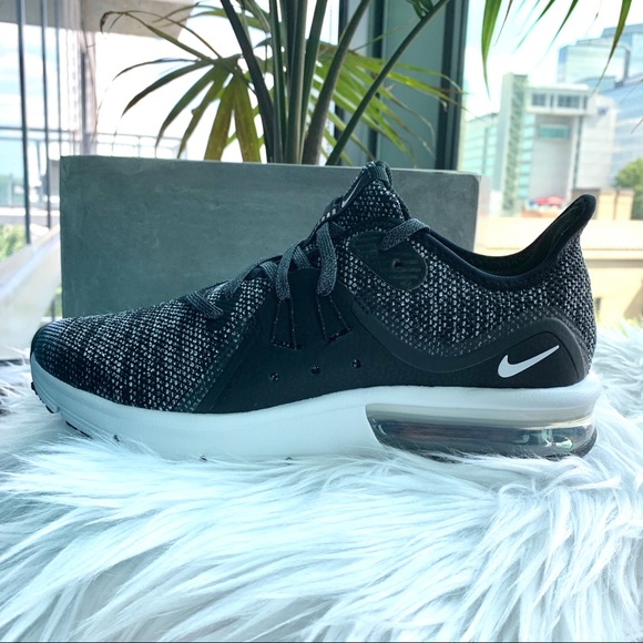 Nike Air Max Sequent 3 Black and White - Picture 3 of 5
